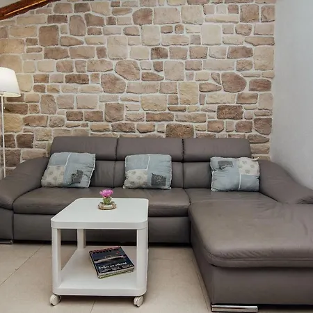 Apartment Malcic