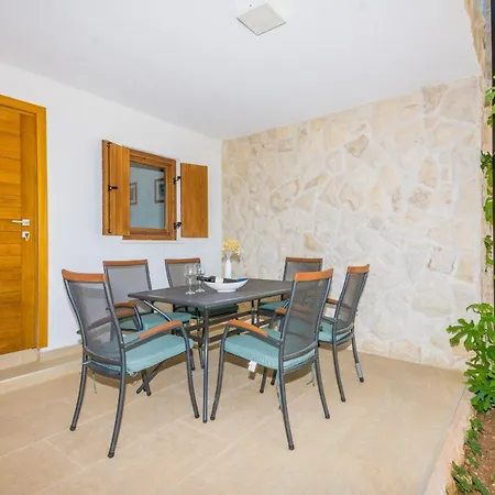 Apartamento Malcic Vir